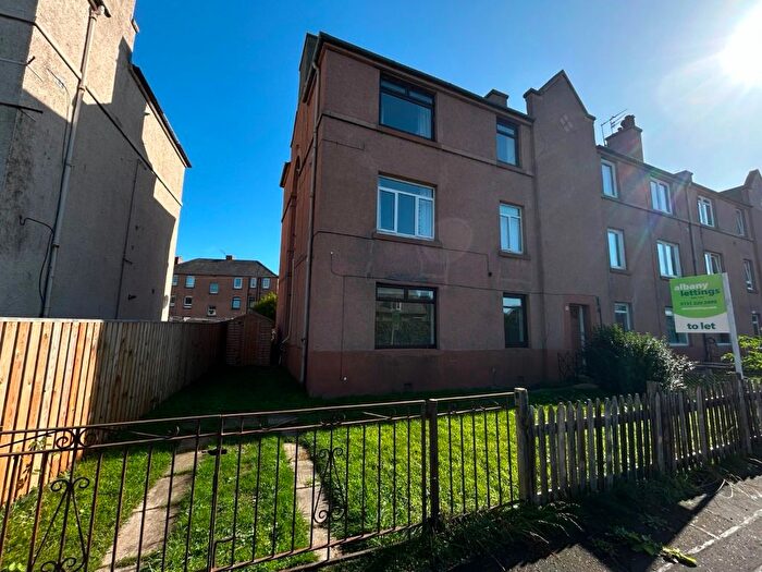 2 Bedroom Flat To Rent In Stenhouse Avenue West, Edinburgh, EH11