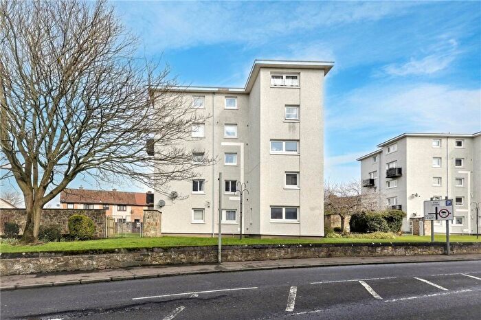 2 Bedroom Flat For Sale In Urquhart Crescent, Dunfermline, Fife, KY12