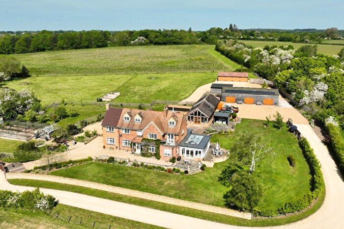 4 Bedroom Detached House For Sale In South Leigh, Witney, Oxfordshire, OX29