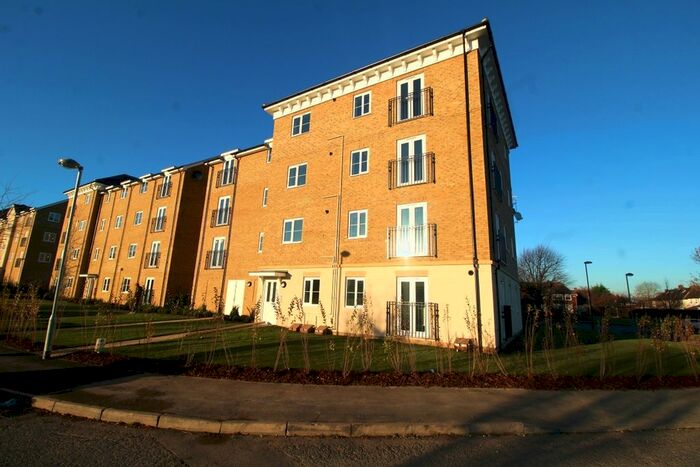 2 Bedroom Flat To Rent In C Dodd Road, Watford, WD24