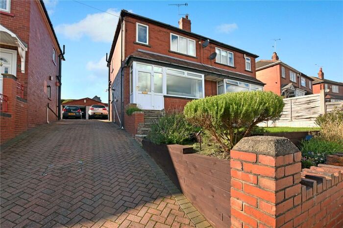 3 Bedroom Semi-Detached House To Rent In Hare Park Mount, Leeds, LS12