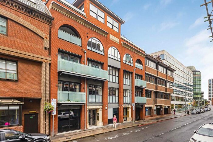 1 Bedroom Apartment For Sale In Hindmarsh Lofts, Kings Road, RG1