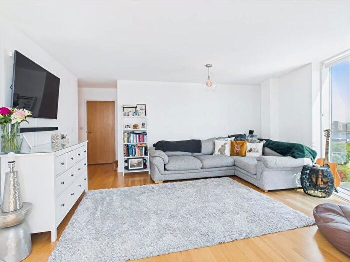 Property For Sale In Dock Head Road, Chatham, ME4