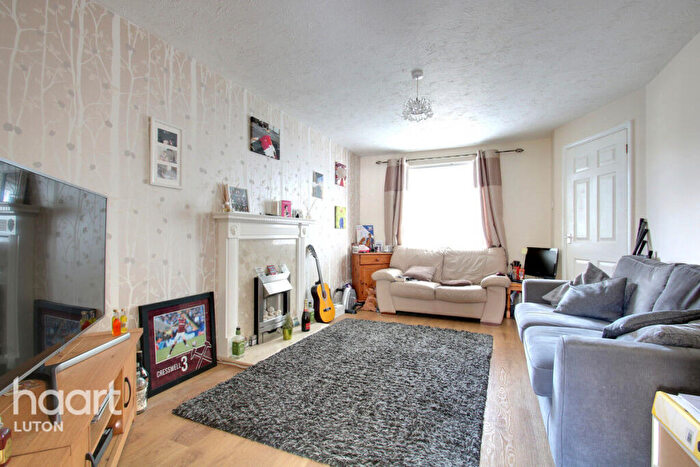 3 Bedroom End Of Terrace House To Rent In Tamar Close, Stevenage, SG1