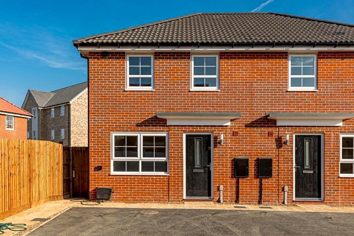 2 Bedroom Semi Detached House To Rent In Humprey Way, Rackheath, Norwich, NR13