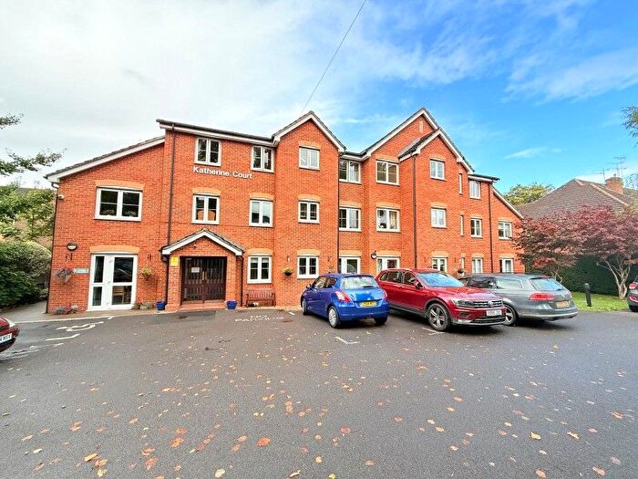 1 Bedroom Flat To Rent In Upper Gordon Road, Camberley, GU15