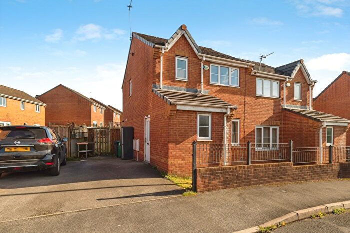 3 Bedroom Semi-Detached House For Sale In Olanyian Drive, Manchester, M8