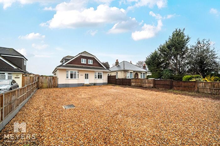 5 Bedroom Detached House For Sale In Blandford Road, Sturminster Marshall, BH21