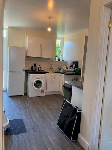 2 Bedroom Flat To Rent In Mansel Street, Swansea, SA1