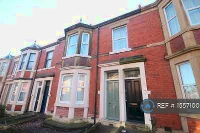 5 Bedroom Maisonette To Rent In Ashleigh Grove, Newcastle Upon Tyne, NE2