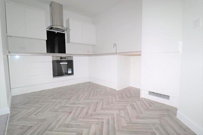 1 Bedroom Flat To Rent In Wigmore Lane, Tivoli House Wigmore Park Centre Wigmore Lane, LU2