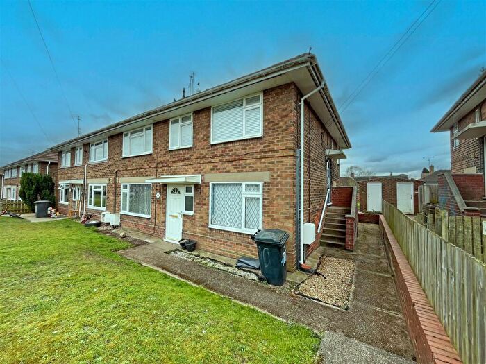 2 Bedroom Maisonette To Rent In Collyer Road, Calverton, Nottingham, NG14