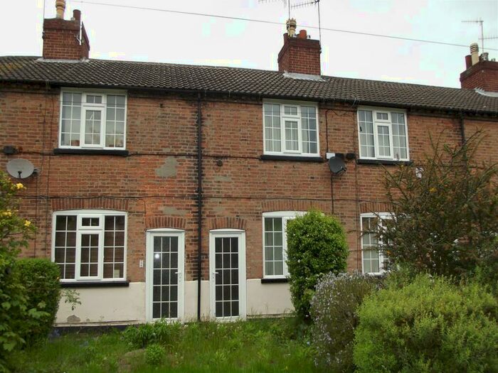 1 Bedroom Cottage To Rent In Palm Cottages, Sherwood, NG5