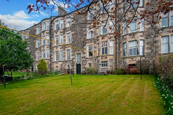 2 Bedroom Apartment To Rent In Rosebank Terrace, Kilmacolm, PA13