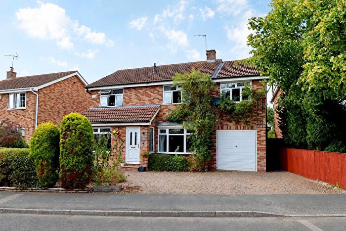 5 Bedroom Detached House For Sale In Willow Park Road, Wilberfoss, York, YO41