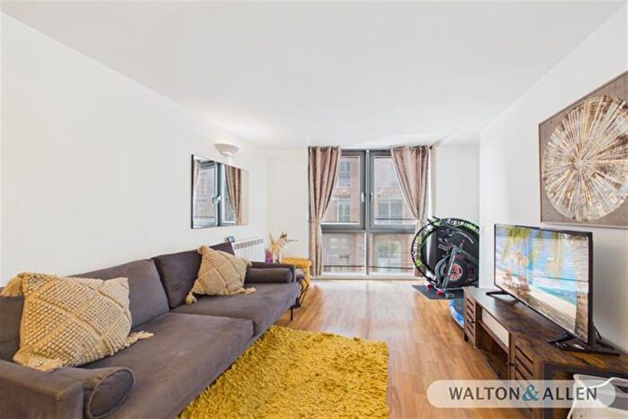 1 Bedroom Apartment To Rent In The Hicking Building, Queens Road, NG2