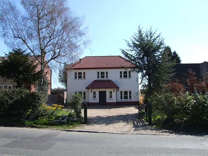 4 Bedroom Detached House To Rent In Penn Street Amersham, HP7