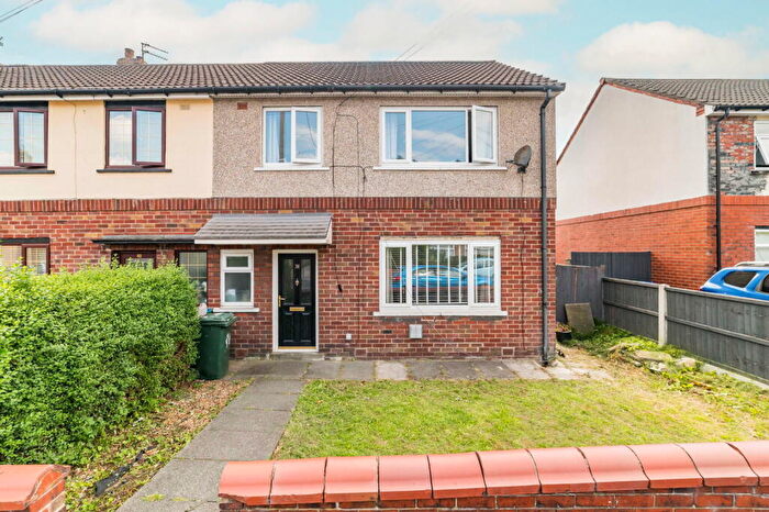 3 Bedroom Semi-Detached House For Sale In Prospect Street, Hopwood, OL10