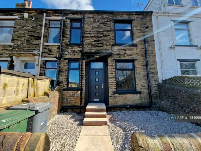 3 Bedroom Terraced House To Rent In Birkby Street, Wyke, Bradford, BD12