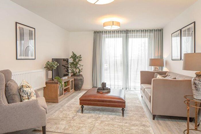 2 Bedroom Apartment For Sale In Overgate, Milton Keynes, Buckinghamshire, MK9