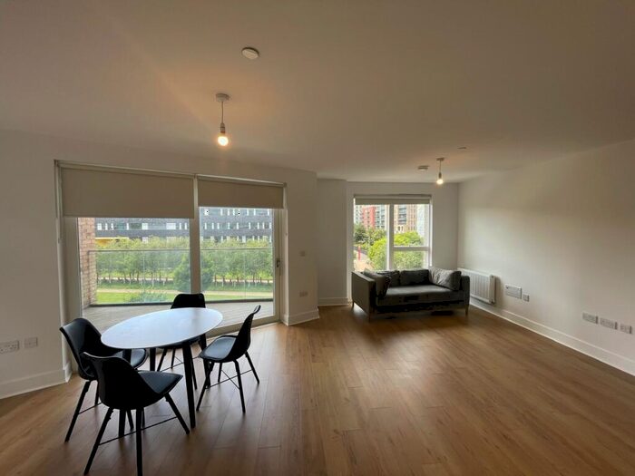 2 Bedroom Apartment To Rent In Lismore Boulevard, London, NW9