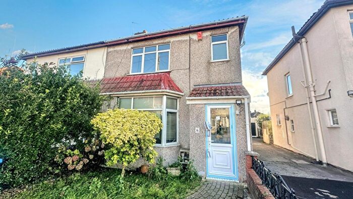 4 Bedroom Property To Rent In Hunters Way, Filton, Bristol, BS34