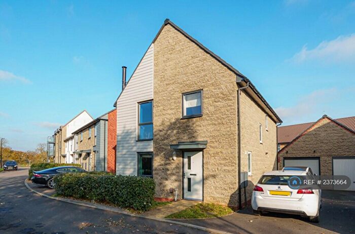 4 Bedroom Detached House To Rent In Prior Lane, Yate, Bristol, BS37