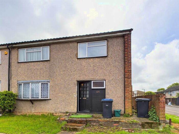 4 Bedroom Property To Rent In Joyners Field, Harlow, CM18