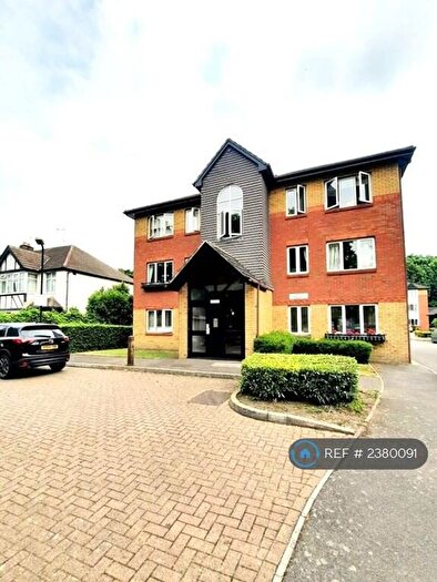 2 Bedroom Flat To Rent In Blair Court, Carshalton, SM5
