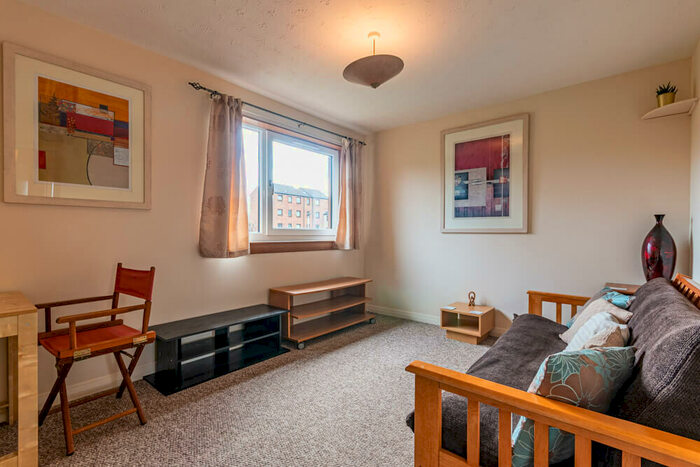 1 Bedroom Semi-Detached House To Rent In L &#; Hutchison Park, Edinburgh, EH14