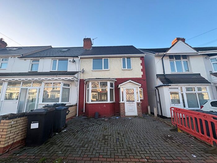 3 Bedroom Property To Rent In Foley Road, Birmingham, B8