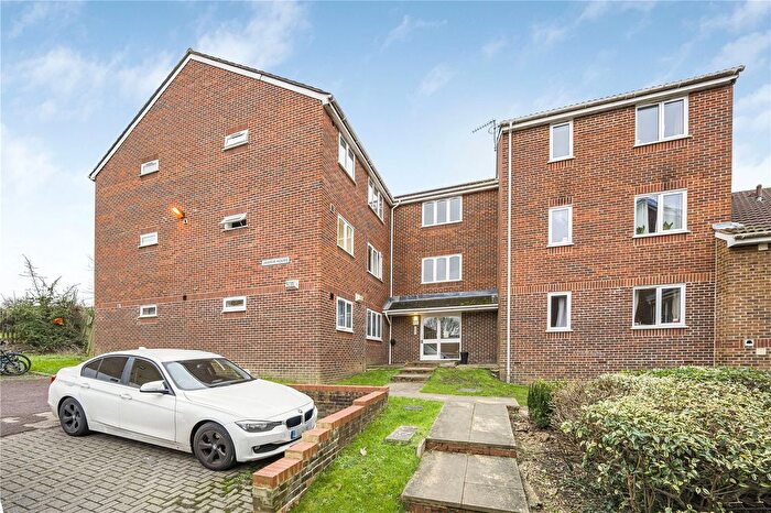 1 Bedroom Flat For Sale In Jasper House, Percy Gardens, Worcester Park, KT4