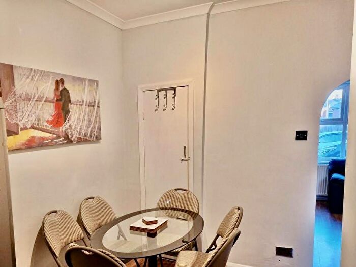 3 Bedroom End Of Terrace House For Sale In Lynn Street, Chester Le Street, DH3