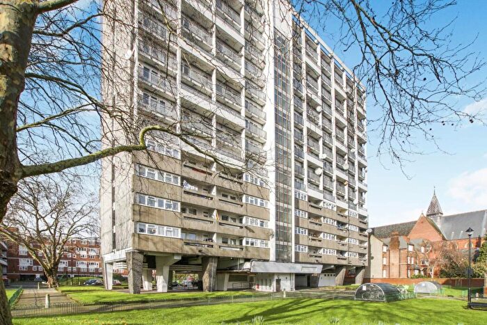 1 Bedroom Apartment For Sale In Weymouth Terrace, Hackney, E2