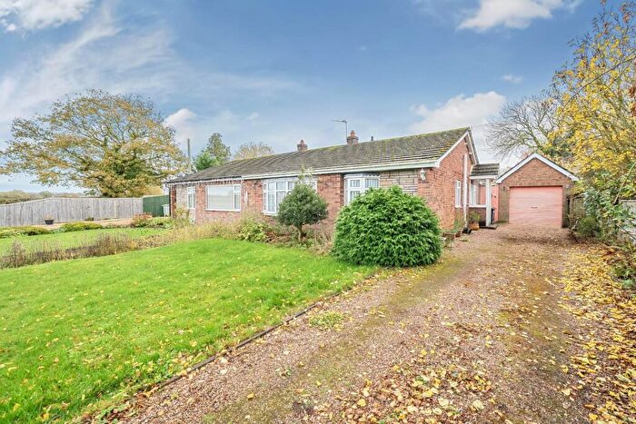 3 Bedroom Semi-Detached Bungalow For Sale In Church Lane, Minting, Horncastle, LN9