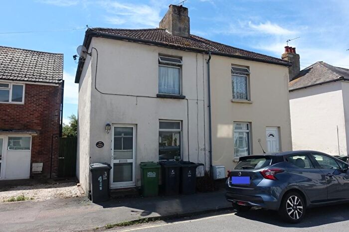 2 Bedroom Semi-Detached House For Sale In Brook Street, Polegate, BN26