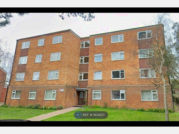 2 Bedroom Flat To Rent In Magdalla Rd, Portsmouth, PO6