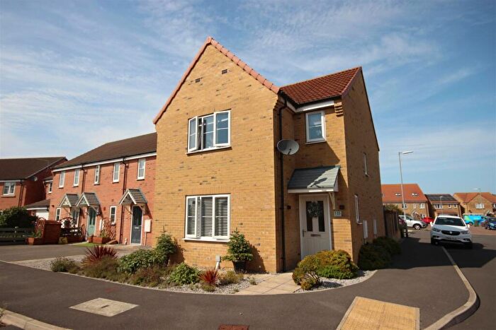 3 Bedroom Detached House For Sale In Ashcourt Drive, Hornsea, HU18