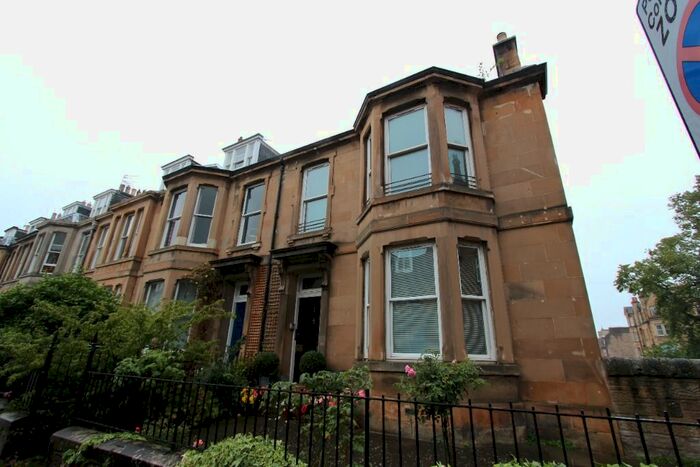 2 Bedroom Flat To Rent In Hartington Place, Bruntsfield, Edinburgh, EH10