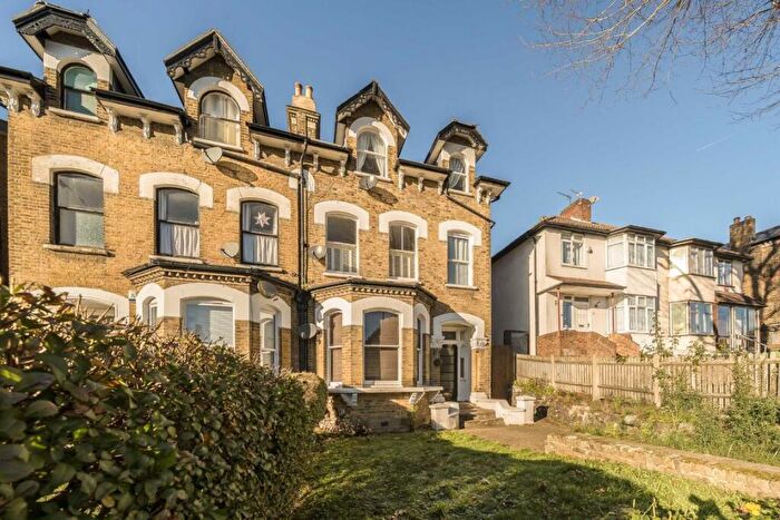 1 Bedroom Flat For Sale In Underhill Road, East Dulwich, SE22