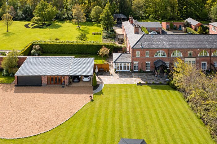 4 Bedroom Terraced House For Sale In Croston Drive, Rufford, L40