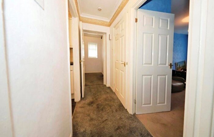 2 Bedroom Flat For Sale In Chaddesley Gardens, Kidderminster, Worcestershire, DY10