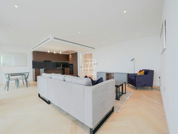 3 Bedroom Flat To Rent In Landmark Pinnacle, Marsh Wall, E14