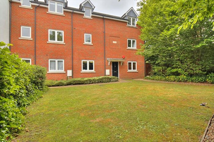 2 Bedroom Flat For Sale In Silver Street, Reading, RG1