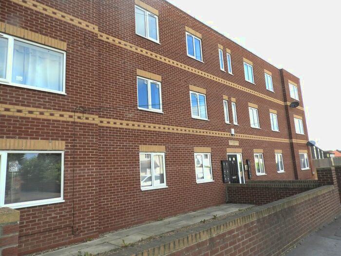 2 Bedroom Flat To Rent In Church Road, Stainforth, Doncaster, DN7
