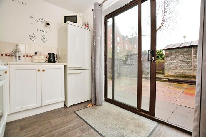 2 Bedroom Semi-Detached House For Sale In Rosemount Drive, Scunthorpe, DN16