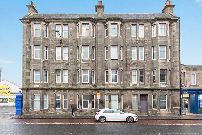 2 Bedroom Flat For Sale In Mayfield Place, Corstorphine, Edinburgh, EH12
