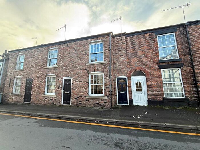 2 Bedroom Terraced House For Sale In Shaw Street, Macclesfield, SK11