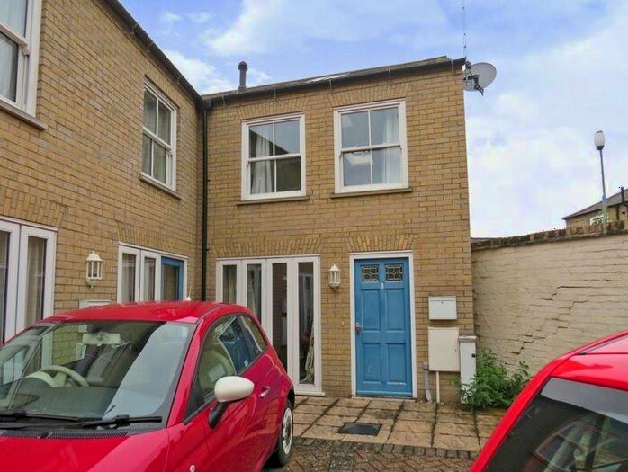 2 Bedroom Semi-Detached House To Rent In Pocklington Court, March, PE15