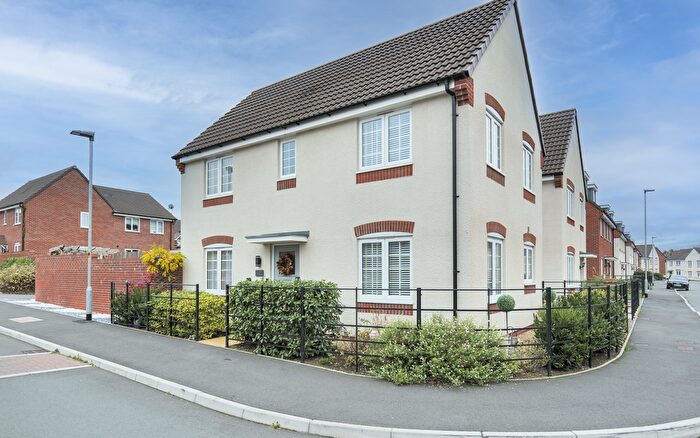 3 Bedroom Detached House For Sale In Tedder Gardens, Bowerhill, Melksham, SN12